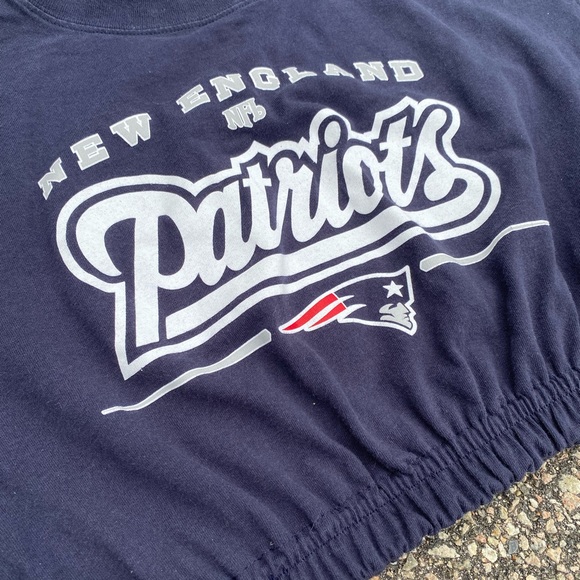 Patriots Crop Top - Picture 3 of 4